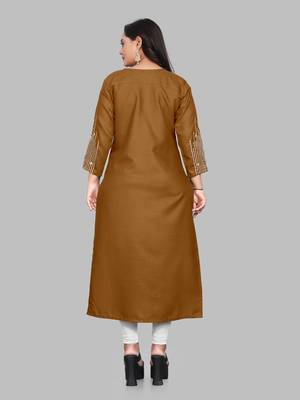 Fashion Kreza Cotton Slub Fabric with 3/4 Sleeves and Exquisite Embroidered Detailing on Neck and Sleeves 5