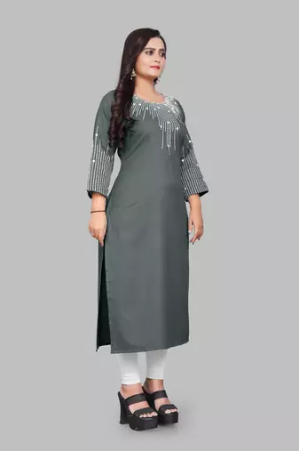 FASHION KREZA COTTON SLUB FABRIC WITH 3::4 SLEEVES AND EXQUISITE EMBROIDERED DETAILING ON NECK AND SLEEVES