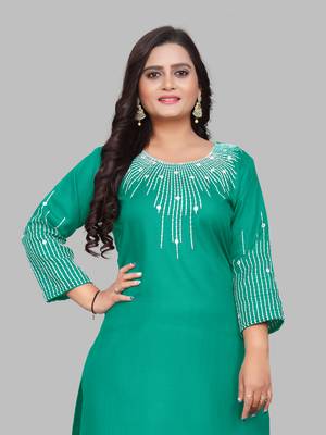 Fashion Kreza Cotton Slub Fabric with 3/4 Sleeves and Exquisite Embroidered Detailing on Neck and Sleeves 2