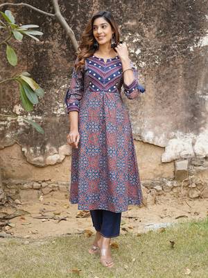 women blue and rust printed straight kurta pant set 1