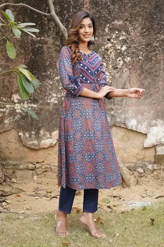 women blue and rust printed straight kurta pant set