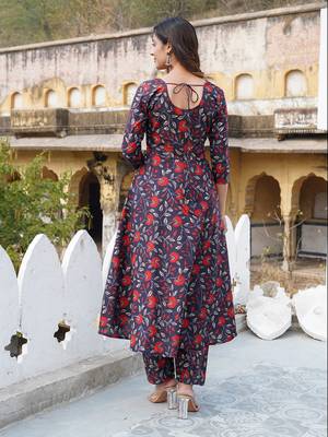 women black floral print anarkali kurta trouser and dupatta set 3