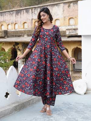 women black floral print anarkali kurta trouser and dupatta set 4