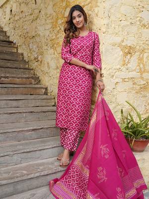women pink geometric print straight kurta trouser and dupatta set 1