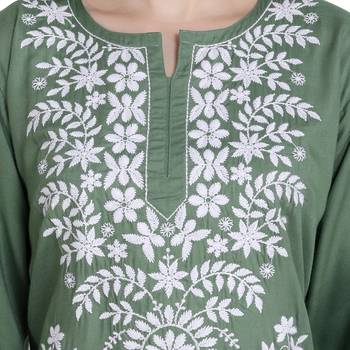 Lucknowi rayon chikankari kurta set 4