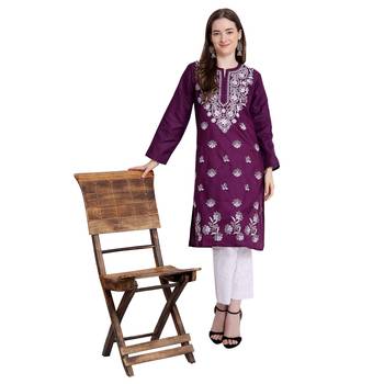 Lucknowi straight embroidered cotton kurta set 3