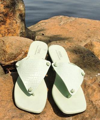 Pistachio texture pisa footwear 3