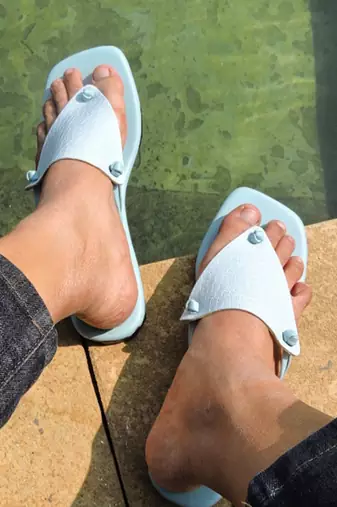 Sky blue texture akasa footwear