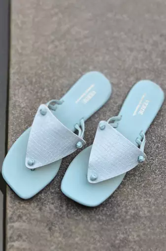 Sky blue texture akasa footwear