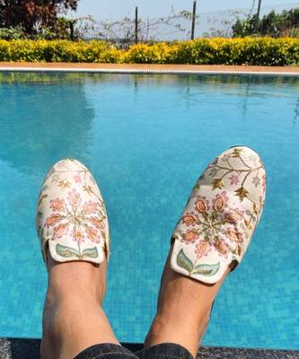 Cream printed carvi footwear 4