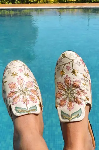 Cream printed carvi footwear