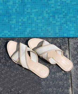 Beige fanny footwear 1