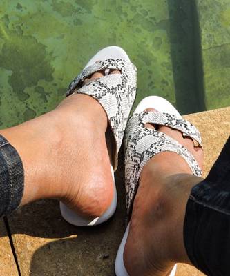 White shesha footwear 5