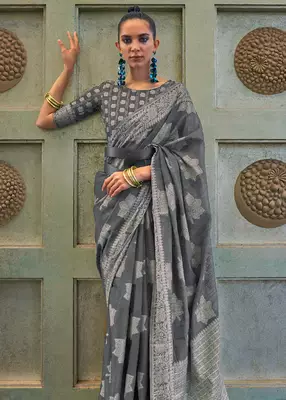 KORAMS DESIGN LUCKNOWI WOVEN GREY FLORAL DESIGN PARTY WEAR CHIKANKARI SAREE WITH BLOUSE 3