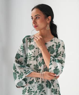 Faded rose green kurta set 5