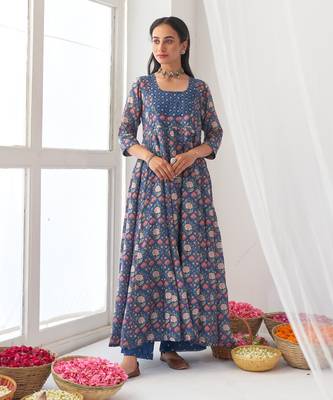 Blue peony embroidered anarkali set 2