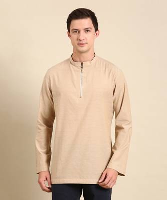 this short kurta can be paired up with white/black pant. 2