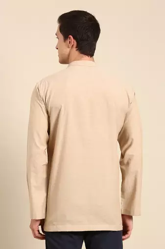 this short kurta can be paired up with white/black pant.