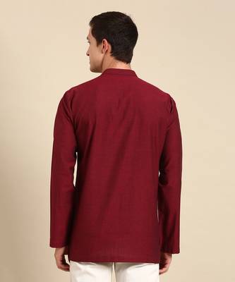 the short kurta is perfect outfit for semi cocktail party when its paired with black formal trouser. 5