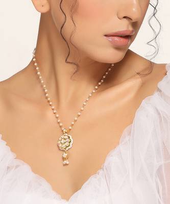 White gold kundan and pearl pendant with chain 2