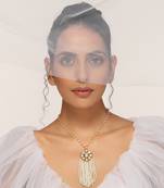 White gold tone kundan pendant with chain