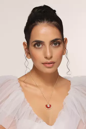 Red gold tone polki pendant with chain