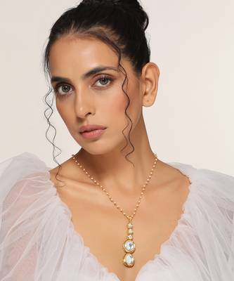 Gold tone polki pendant with chain 3
