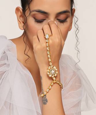 Gold tone kundan hathphool 2