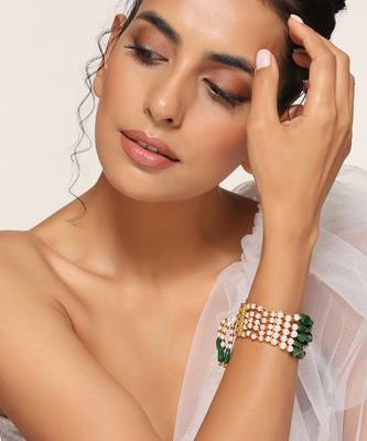 Green and white gold tone pearl bracelet 3