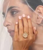 Gold tone kundan ring