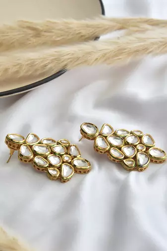 Gold tone kundan dangler earrings