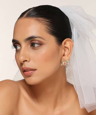 Red gold tone kundan studs 3