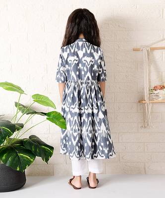 Grey toad ikat kurta set 2