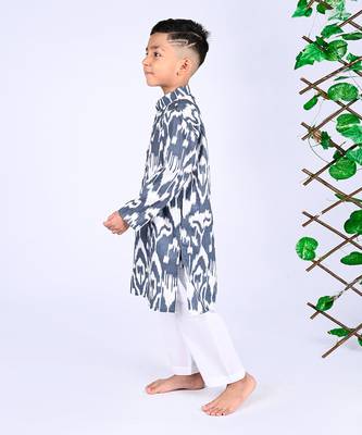 Grey orb ikat kurta set 3
