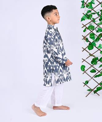 Grey orb ikat kurta set 4