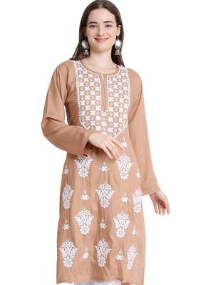 Women chikankari kurta beige 1