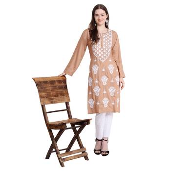 Women chikankari kurta beige 3