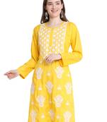 Women chikankari kurta red