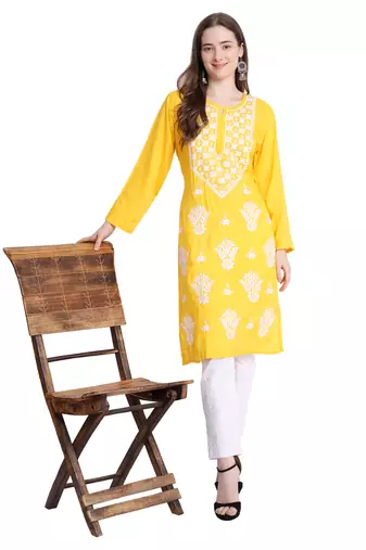 Women chikankari kurta red