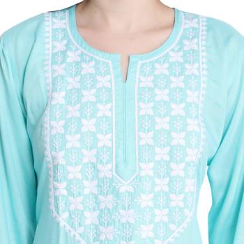 Women chikankari kurta blue 4