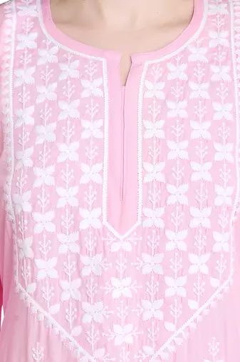 Women chikankari kurta pink