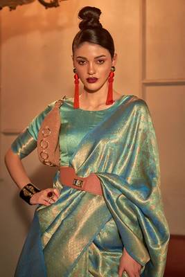 Green Kanvi Women silk Blend Woven Design Handloom Saree With Unstitched Blouse 2