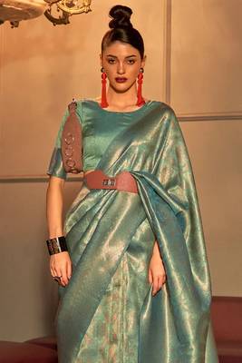 Green Kanvi Women silk Blend Woven Design Handloom Saree With Unstitched Blouse 3