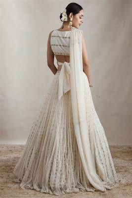 Off white zari and sequins embroidered Georgette indian designer wedding latest design lehenga choli dress 5