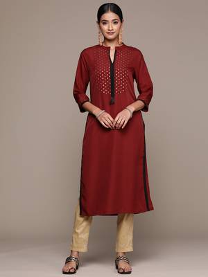Ziyaa women's maroon crepe straight kurta 1