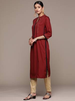 Ziyaa women's maroon crepe straight kurta 2