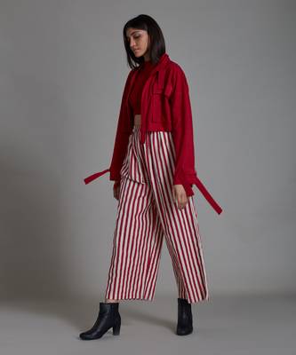 Red cover smocked re jacket set 2