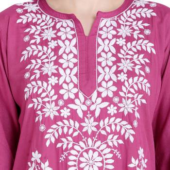 Lucknowi embroidered rayon kurta 3