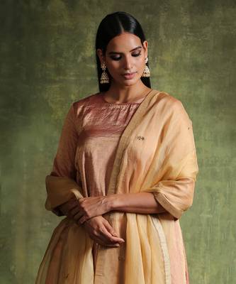 Rose gold pure chanderi tissue kurta set 4