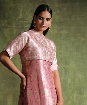 Dusty pink pure katan silk brocade kurta set 3